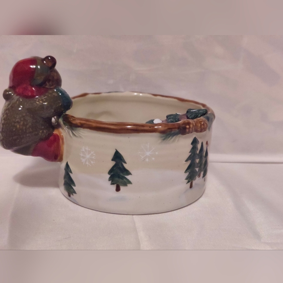 St. Nicholas Square Festive Bear Bowl with Cabin Design - Picture 4 of 8